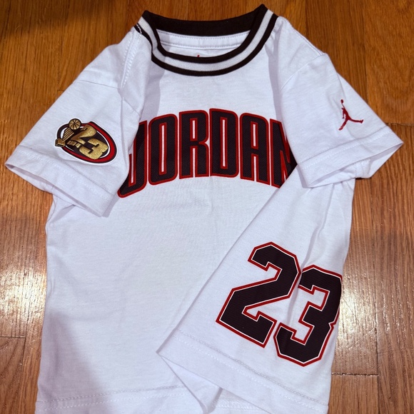 Nike Jordan Brand Toddlers Shirt Size 2T - Picture 1 of 4